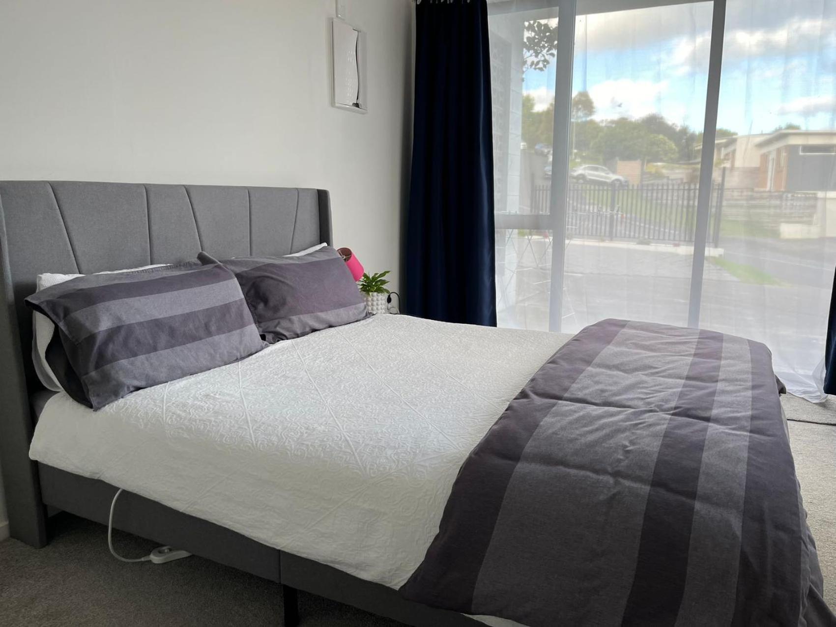 Totara Vale, Free Coffee, Parking And Wifi, Near Glenfield Mall And Highway 18,1 Auckland Ngoại thất bức ảnh